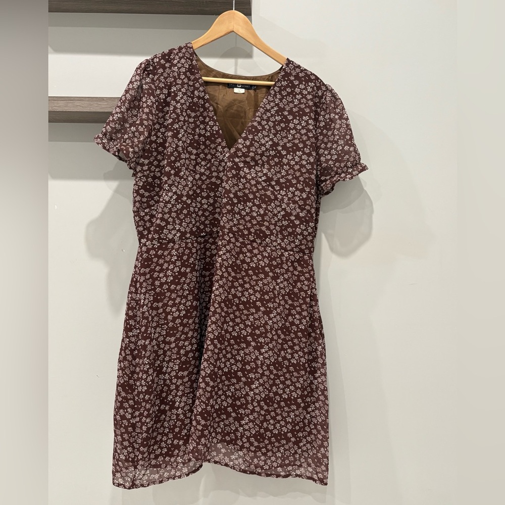 Daisy Street Brown Floral Dress
